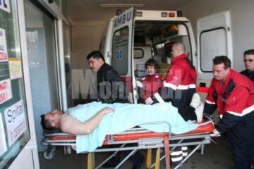 Ovidiu Ciosnar și-a tăiat gâtul cu un cuțit confecționat artizanal dintr-o lingură de lemn