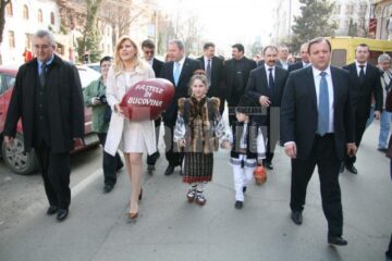 La Suceava: Udrea a deschis Târgul de Paște