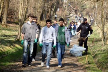 Ecologizare: Peste 1000 de saci de gunoi adunați din parcul Șipote