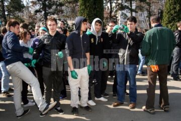 Ecologizare: Peste 1000 de saci de gunoi adunați din parcul Șipote