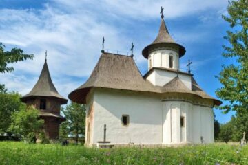 Biserica din Pătrăuți. Foto: Petru PALAMAR