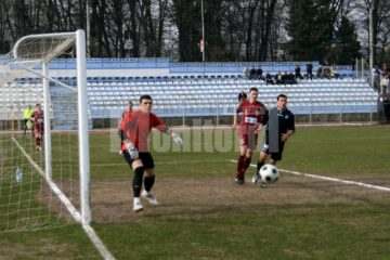 Rapidul a obținut primele trei puncte din retur tocmai în fața liderului