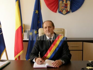 La inițiativa primarului Dănuț Solcan după inundațiile din vara trecută, când a fost afectat podul care leagă Mitocul de Lipoveni, au fost finalizate lucrările și podul a devenit circulabil