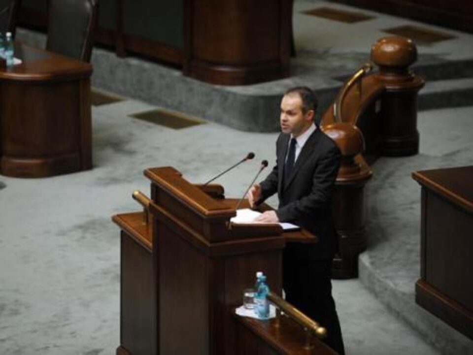 Ministrul Educației, Daniel Funeriu, spune că a găsit, la preluarea sistemului, haos din punct de vedere al salarizării. Foto: MEDIAFAX Ministrul Educației, Daniel Funeriu, spune că a găsit, la preluarea sistemului, haos din punct de vedere al salarizării. Foto: MEDIAFAX