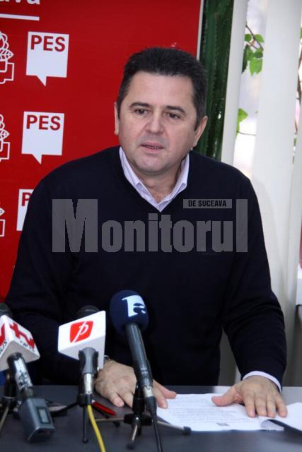 Eugen Bejinariu: „Ne-am întors după 20 de ani de la Revoluție la cizmărie și croitorie. Cizmărie și croitorie de proastă calitate” Eugen Bejinariu: „Ne-am întors după 20 de ani de la Revoluție la cizmărie și croitorie. Cizmărie și croitorie de proastă calitate”