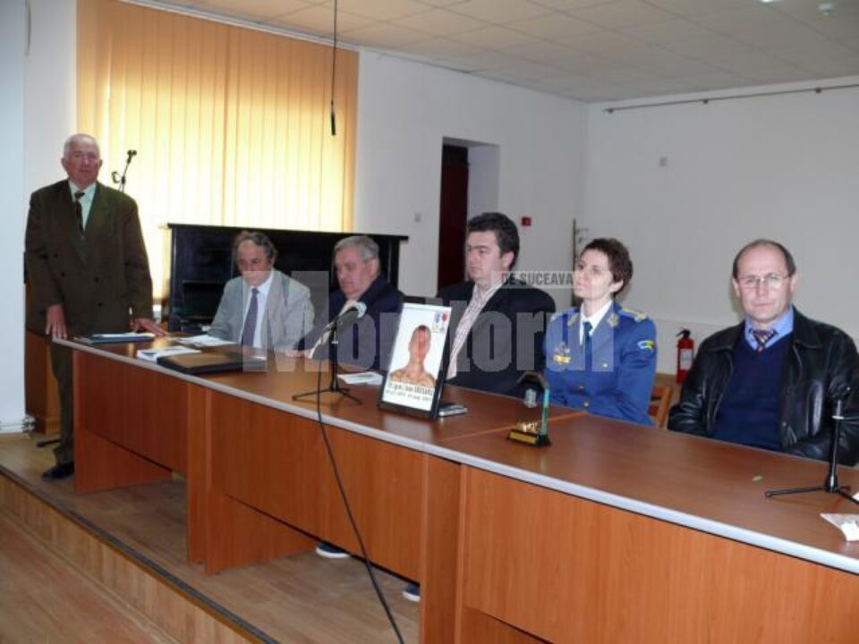 Dumitru Davidel mulțumind celor prezenți pentru participarea la eveniment