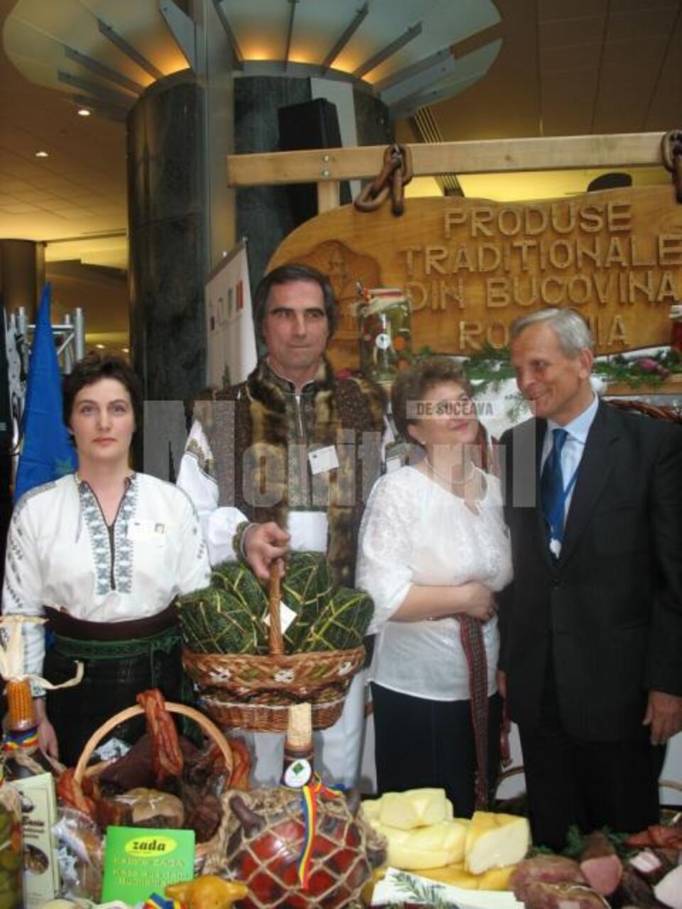 Promovare: Bucovina și-a prezentat tradițiile și produsele bio în Parlamentul European Promovare: Bucovina și-a prezentat tradițiile și produsele bio în Parlamentul European
