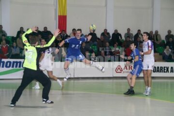 În tur, sucevenii i-au învins clar pe bănățeni, scor 32-26