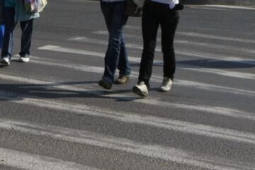 Tragedie: Fetiță de 10 ani, omorâtă de o mașină lângă trecerea de pietoni