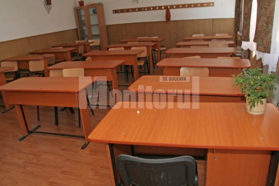 În unitățile de învățământ din județ nu se fac ore astăzi