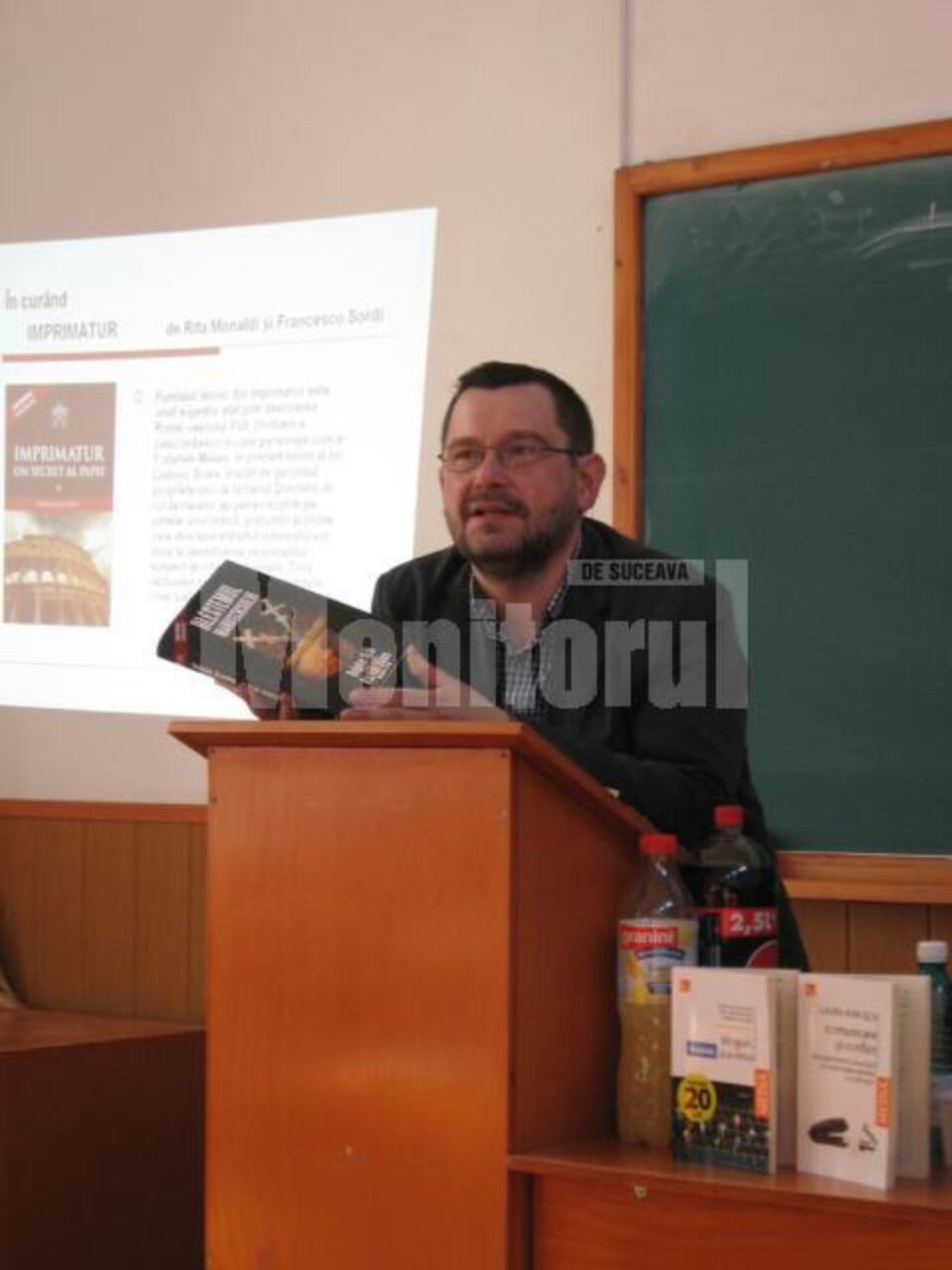Bogdan Hrib cu romanul de ficțiune Blestemul manuscrisului