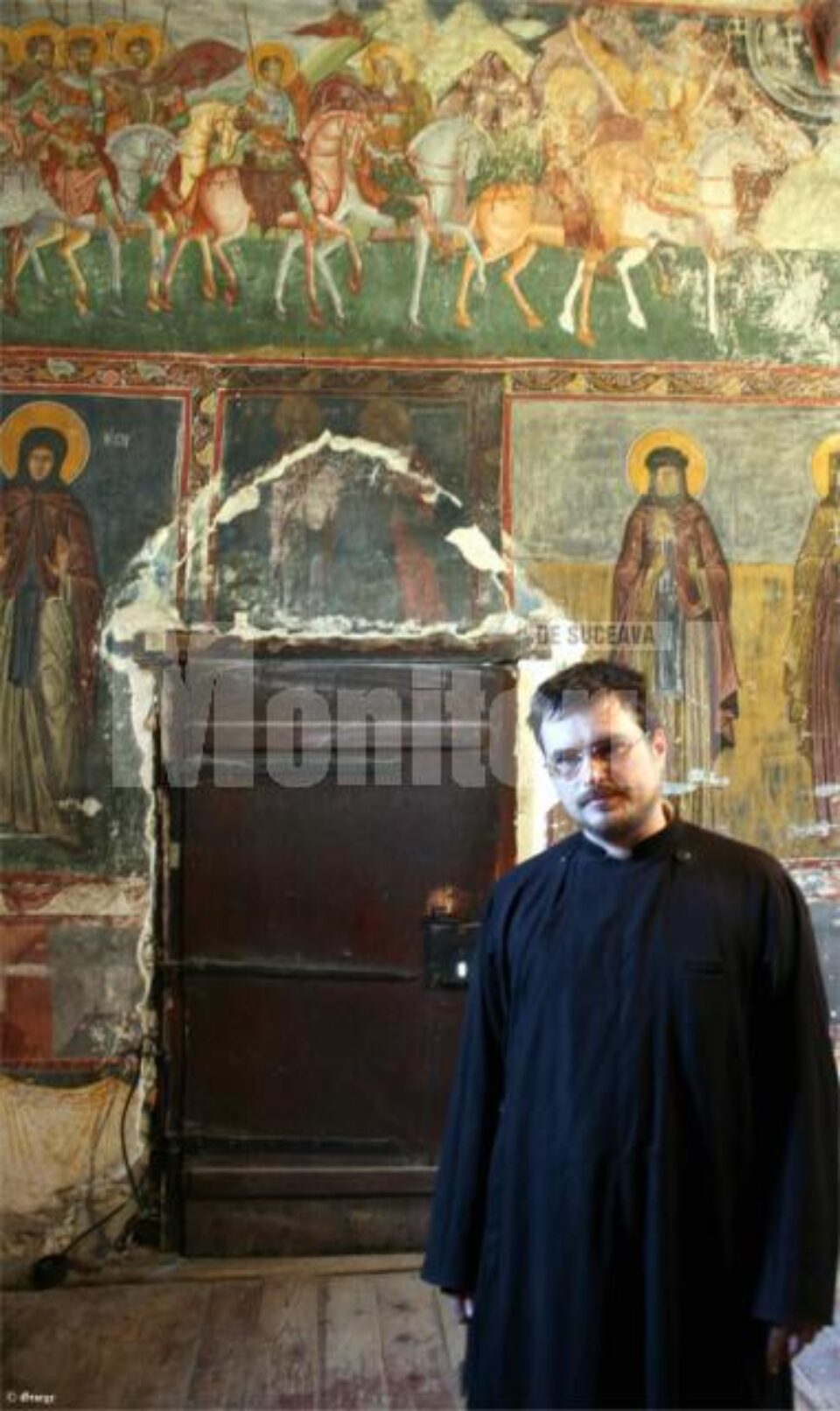 Preotul Gabriel Herea, paroh la biserica monument „Înălțarea Sfintei Cruci” din Pătrăuți Preotul Gabriel Herea, paroh la biserica monument „Înălțarea Sfintei Cruci” din Pătrăuți