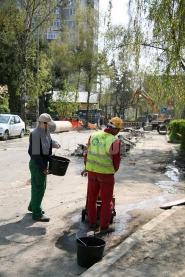 Lucrări ISPA: Strada Mărășești, închisă de ieri circulației rutiere