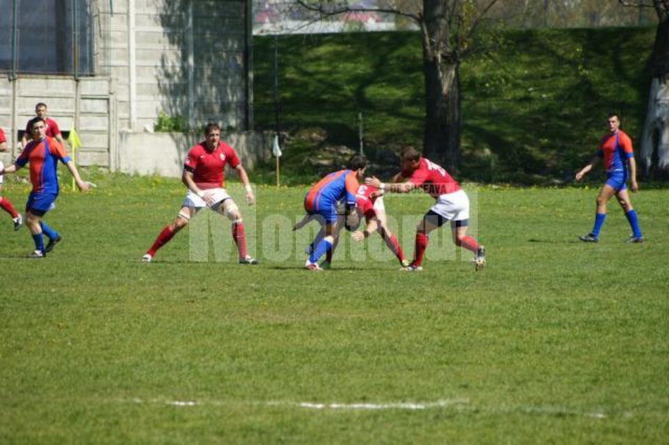 Rugby: Campioana a câștigat fără probleme la Suceava