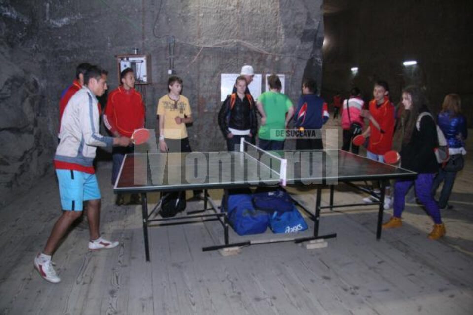 Peste 140 de participanți în salina de la Cacica la Cupa Interetnică