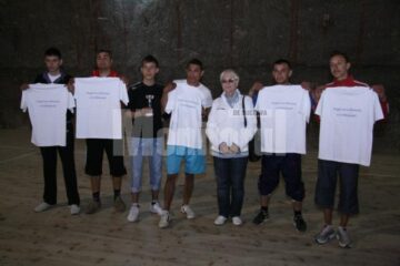 Sport de masă: Cupa Interetnică a adunat peste 140 de participanți în salina de la Cacica