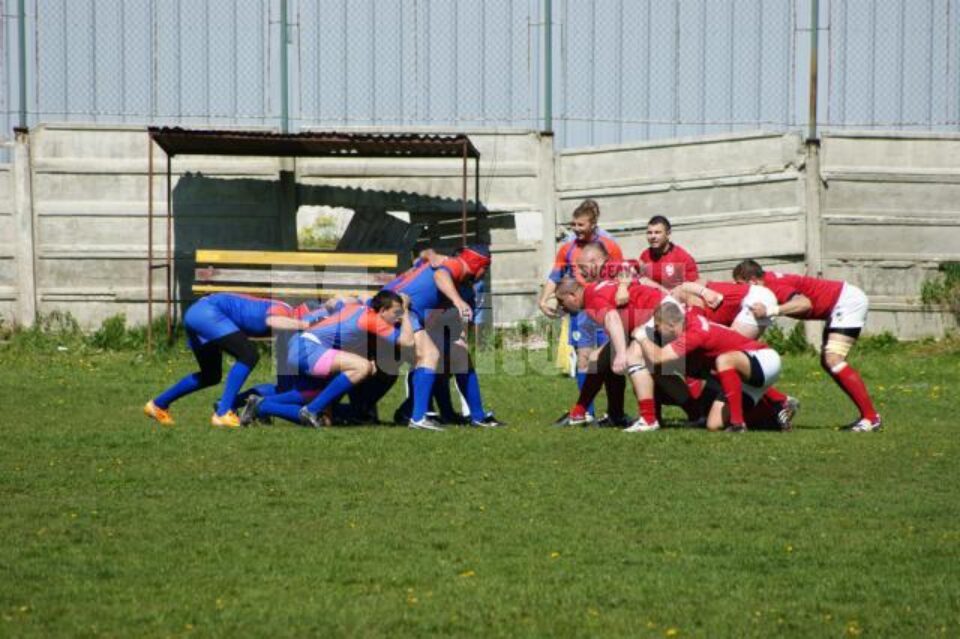 Rugby: Campioana a câștigat fără probleme la Suceava