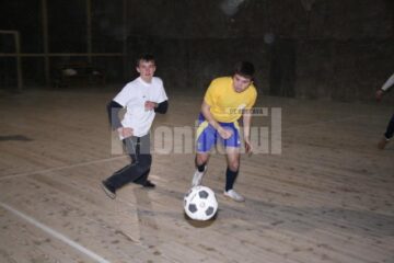 Sport de masă: Cupa Interetnică a adunat peste 140 de participanți în salina de la Cacica