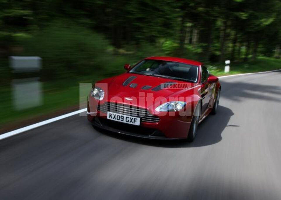 Aston Martin V12 Vantage
