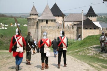 Ofertă turism: Cum să câștigi sute de mii de euro, la o cetate a lui Ștefan cel Mare