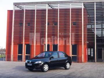 Dacia Logan Black Line