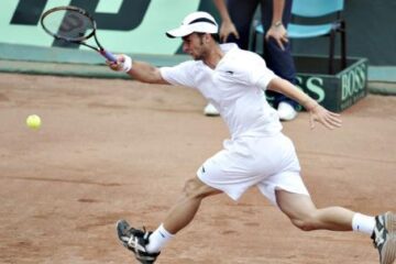 Adrian Ungur, debutant în Cupa Davis, a fost învins de Serghei Stahovski Foto: Mediafax