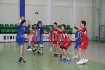 Micii handbaliști suceveni au ratat de puțin calificarea la turneul final