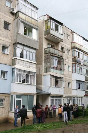 Blocul 98, de pe strada Dimitrie Cantemir