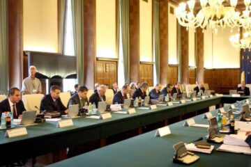 Guvernul analizează varianta înființării unui fond pentru susținerea financiară a pensionarilor. Foto: CAPP