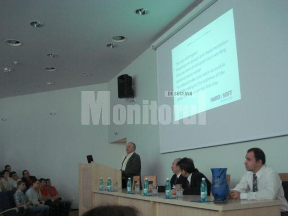 Competiție: Universitatea Suceava a deschis ieri cea de-a XVII-a ediție a Concursului Internațional „Hard&Soft”