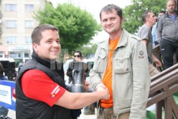 Costel Cășuneanu și Gabriel Rusty, președintele clubului Bucovina Off-Road Gura Humorului