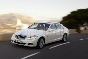 Mercedes-Benz S400 BlueHYBRID