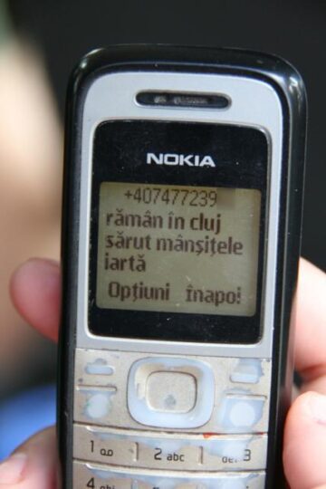 Unul dintre mesajele primite de Oana S. De pe numărul de telefon al preotului Șcheuleac
