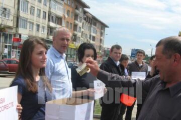 Acțiune: PSD Suceava a strâns aproape 3 lei pentru bunăstarea membrilor Guvernului