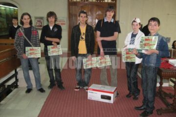 Festivitate de premiere: Concursul „Afișul între trecut și prezent”