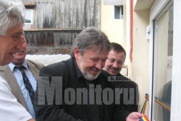 Primarul Marius Ursaciuc a tăiat panglica inaugurală