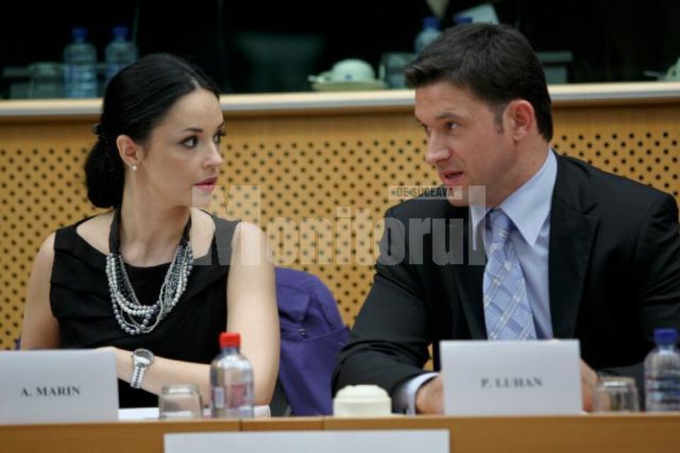 Andreea Marin-Bănică și europarlamentarul PD-L Petru Luhan