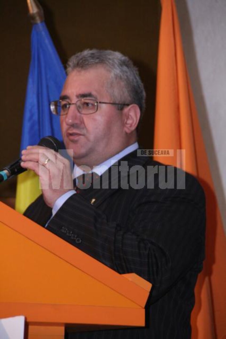Lungu: Am convingerea că putem să ne prezentăm cu demnitate în fața sucevenilor în anul 2012 Lungu: Am convingerea că putem să ne prezentăm cu demnitate în fața sucevenilor în anul 2012