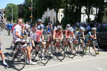 Ciclism: Caravana Turului României a părăsit județul Suceava