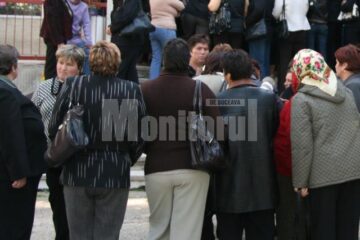 Mii de suceveni vor fi afectați de tăierea ori diminuarea a trei tipuri de indemnizații oferite de la bugetul de stat