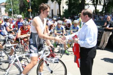 Ciclism: Caravana Turului României a părăsit județul Suceava