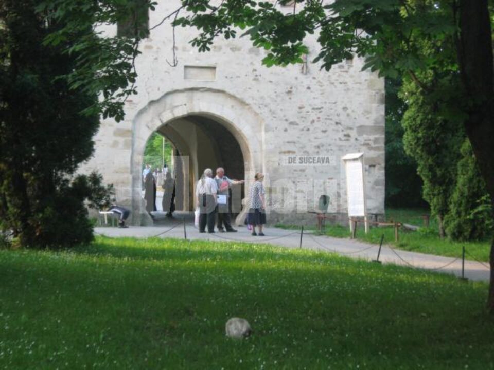 Informare: Afișaj la mănăstiri și biserici cu privire la retrocedarea pădurilor bisericești