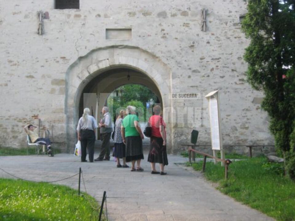 Informare: Afișaj la mănăstiri și biserici cu privire la retrocedarea pădurilor bisericești