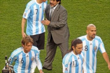 Maradona este din nou pe cai mari