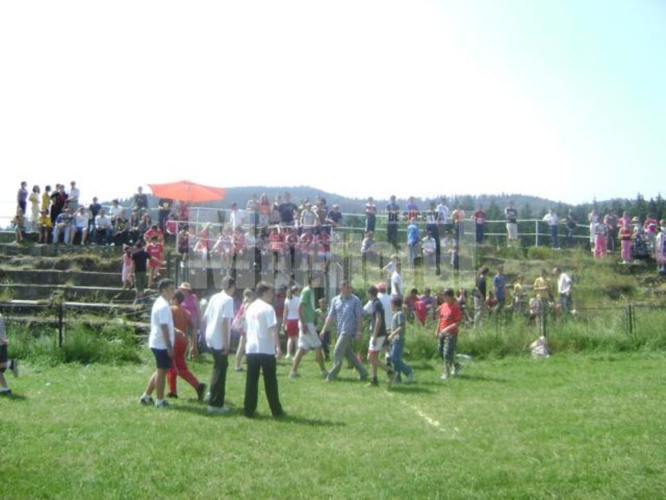 În vacanță: Zeci de elevi, la etapa județeană a concursului „Prietenii Pompierilor”