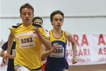 Laurențiu Țâmpău (foto dreapta) s-a întors acasă cu medalia de argint