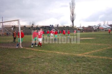 Terenurile de joc sunt o problemă pentru echipele din județ