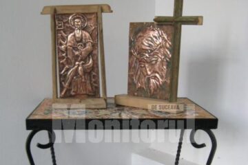 La Gura Humorului: Expoziție de tapiserie și metaloplastie