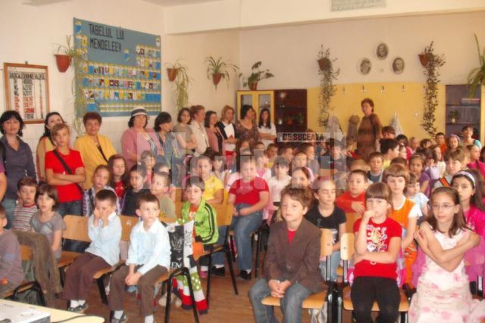 Activități: Școala de vară „Educație pentru toți”, la Suceava