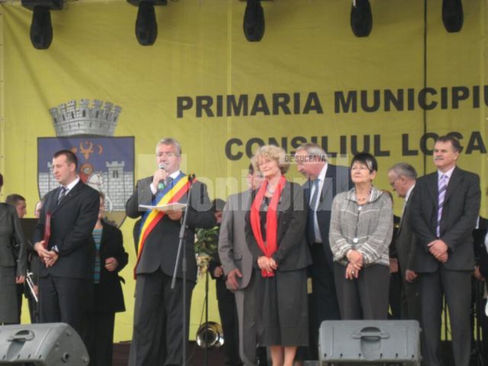 Ion Lungu: „Sperăm să vă aducem și noi o oază de bucurie în sufletele dumneavoastră cu acest semn de recunoștință”